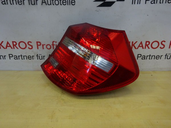 BMW 1er E81 E87 Heckleuchte 63210397035 Rücklicht rechts
