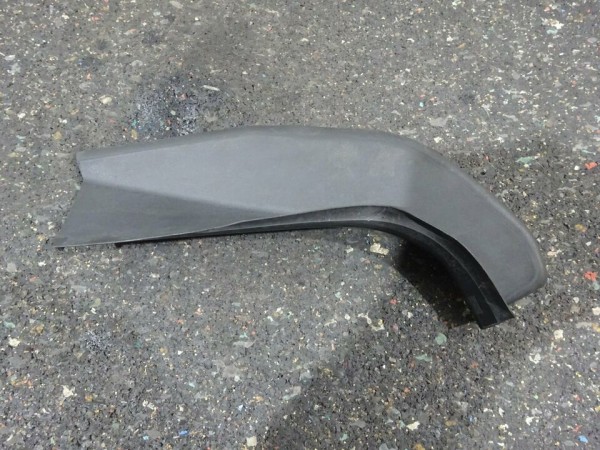 BMW 5er F10 Abdeckung Verkleidung Blende Seitenwand rechts unten 8045196