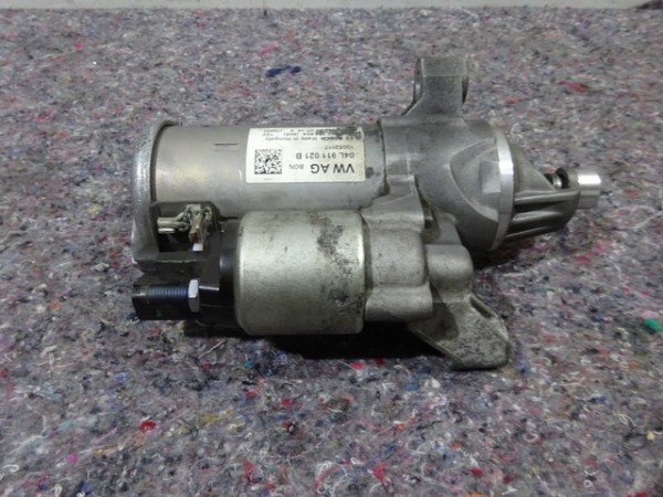 Audi A4 8W A5 2,0 TDi Anlasser Starter 04L911021 B 