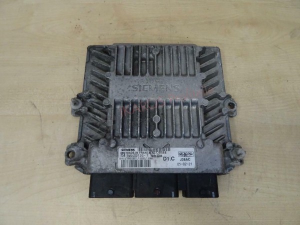 Volvo V50 Steuergerät 30729518 Motorsteuergerät Diesel 2,0L