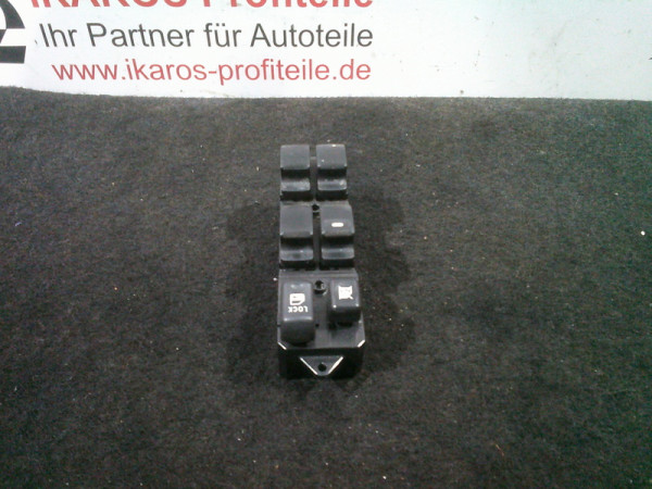 Mitsubishi Lancer Fensterheberschalter vorne links 2015 8608A068