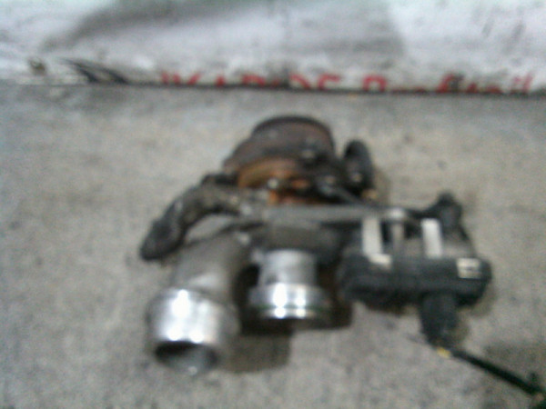 BMW 1er F20 F21 116d 116 1,5 D Turbo B37D15A Turbolader 8514266 (2)