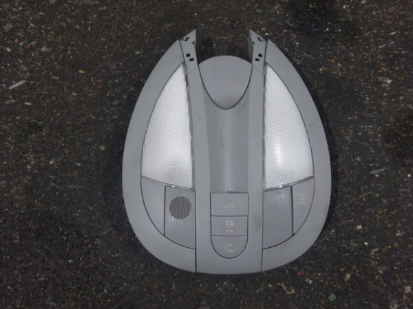 Mercedes E-Klasse W211 Innenleuchte Licht Leseleuchte A2118205801