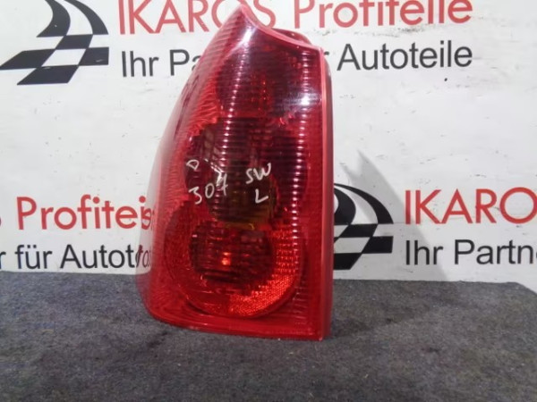 Peugeot 307 SW Kombi Rückleuchte Rücklicht Fahrerseite links