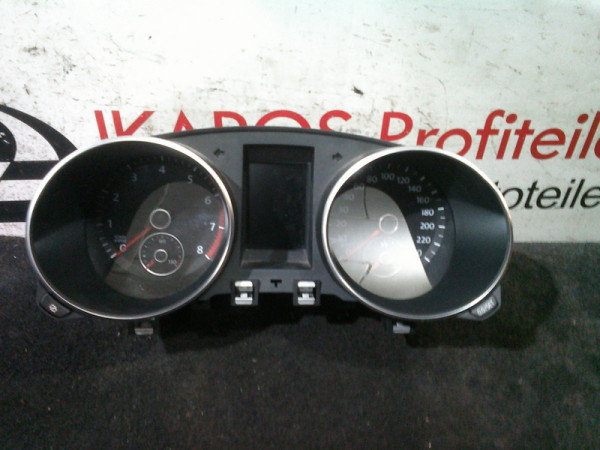 VW Golf 6 Tacho Kombiinstrument 5K0920870B