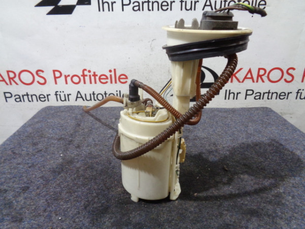 Audi A4 8E Kraftstoffpumpe Pumpe Benzinpumpe 8E0919051