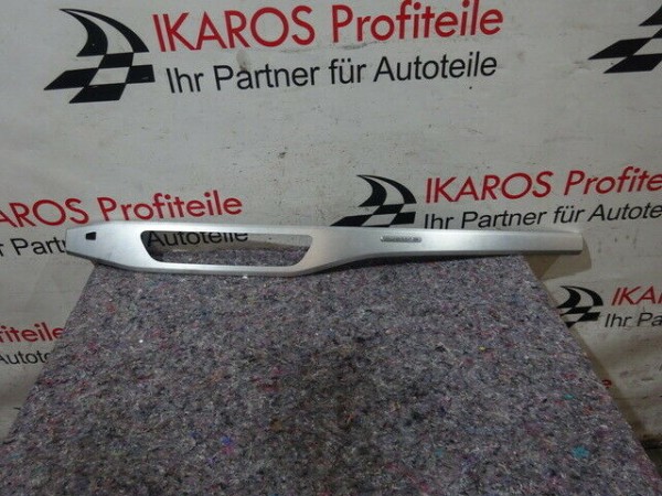 Audi A4 8W Leiste Blende Zierleiste Armaturenbrett 8W1853190