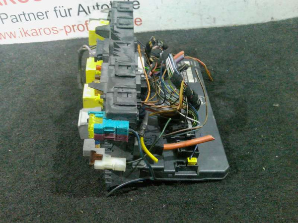 Mercedes Vito Viano W639 Steuergerät Sicherungskasten A6399005400