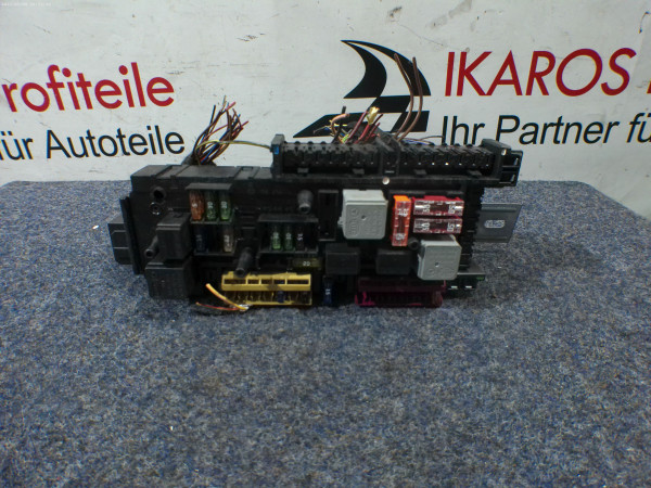 Mercedes C-Klasse W204 SAM Modul Sicherungskasten A2049065702