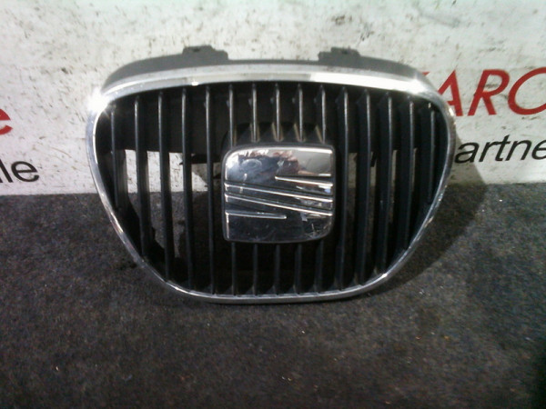 Seat Ibiza Kühlergrill Frontgrill 6LO853651