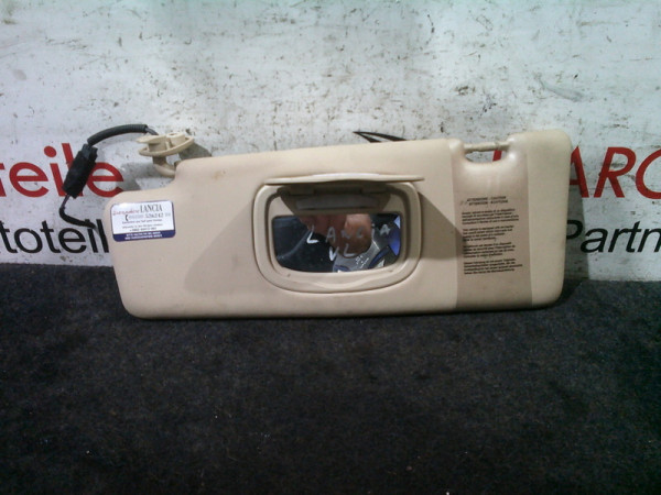 Lancia Delta Sonnblende links