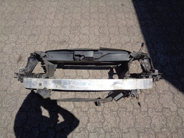 Mercedes B-Klasse W245 Schlossträger vorne träger Frontblech