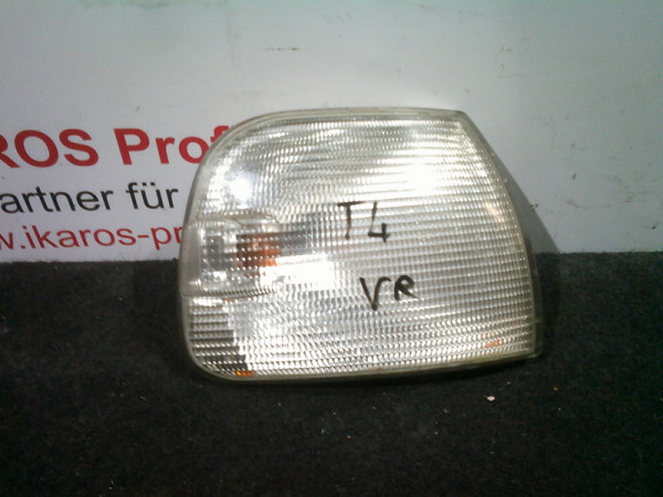 VW T4 7D Blinker vorne rechts Beifahrerseite Weiss