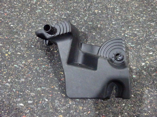 Mercedes SLK R172 Hutablagehalterung rechts Halter Träger A1729610214