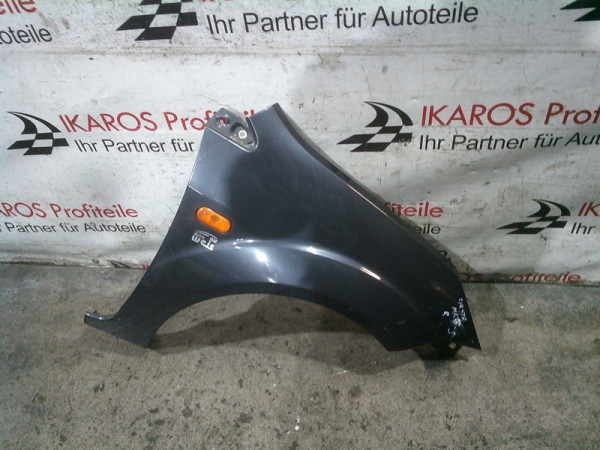 Ford Fiesta V MK5 Kotflügel rechts beifahrerseite