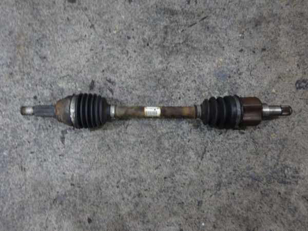Ford Fiesta MK7 JA8 Antriebswelle Welle links 8V51-3B437-AAA