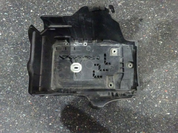 Range Rover Evoque Batteriehalter Halterung Batterie AG9N-10723