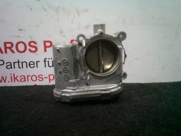 Mercedes Benz A-Kl. W176 B-Kl. W246 Drosselklappe Drosselklappenstutzen A2701410025 280750541
