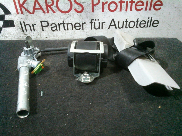 Opel Corsa D Sicherheitsgurt vorne links 607707700D
