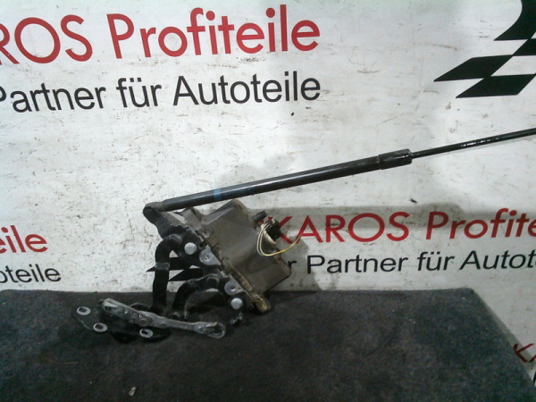 Mercedes E Klasse W212 Motorhaubescharnier Scharnier Motorhaube Vorne Links A2129066201