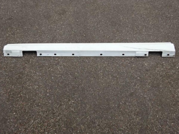 Mercedes C-Klasse W204 Seitenschweller A2046900340 Links Schwelle