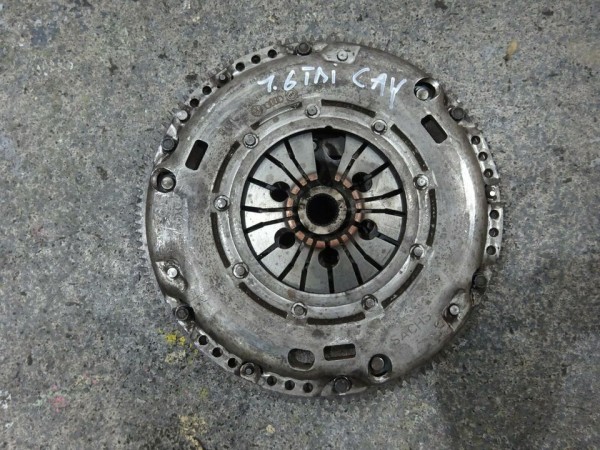  VW Golf VI 6 Seat Skoda 1,6 TDI Schwungrad CAY CAYC CAYA CAYB