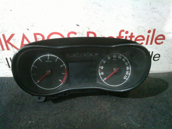 Opel Corsa E Instrumententafel Tacho Tachometer für Motordrehzal und KmH-Geschwindigkeit 39056369