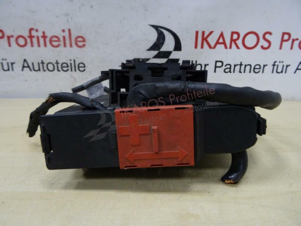 Mercedes C-Klasse W204 Sicherungsdose A2075402750 Steuerteil