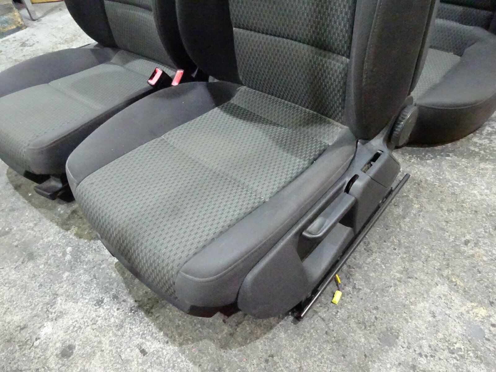 Audi A6 4F C6 Kombi Sitzausstattung Sitz Sitze Stoffsitze, Sitzbank hinten, Sitze, Teilekatalog