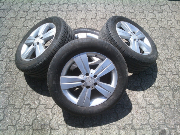Mercedes Vito Viano W639 Alufelgen A6394012402 Felgen räder Reife