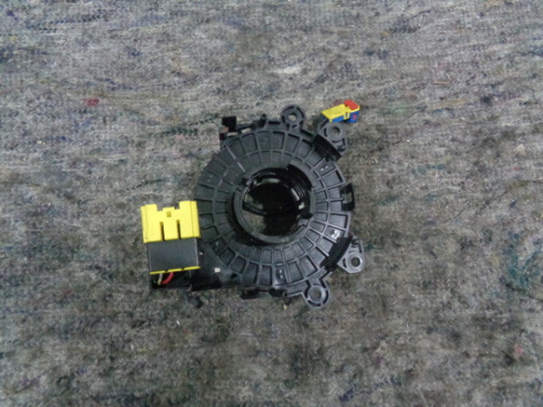 Renault Fluence Lenkwinkelsensor Sensor Schleifring BJ 2010