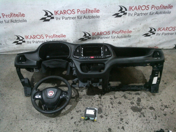 Fiat Doblo 263 Facelift Armaturenbrett mit Lenkrad Opel Combo D