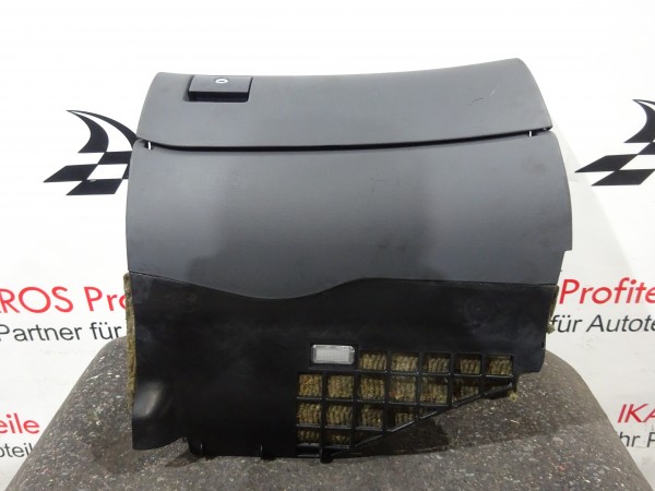 Audi A4 8D Handschuhfach Fach Staufach Ablagefach 8D1857035