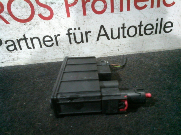BMW Stromsteuergerät Bordsteuergerät Steuergerät p00115882