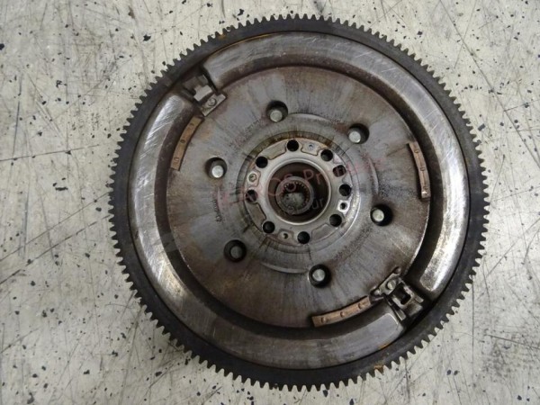 Peugeot Citröen 2,0L HDI Schwungrad Schwungscheibe Zweimassen