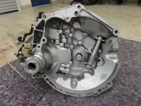 Getriebe Peugeot 206 CC 5 Gang Schaltgetriebe Benziner