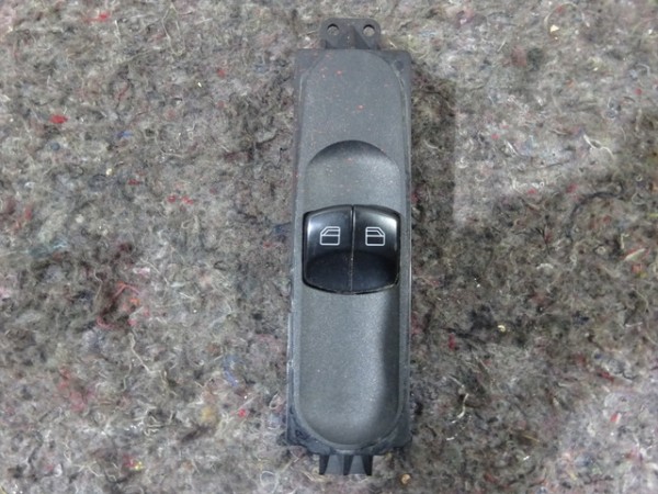 Mercedes Benz Sprinter W906 Fensterheber Schalter links A 906 545 10 13