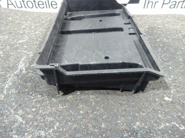 Mercedes C-Klasse W205 Batterierahmen Halter Rahmen A2056200018