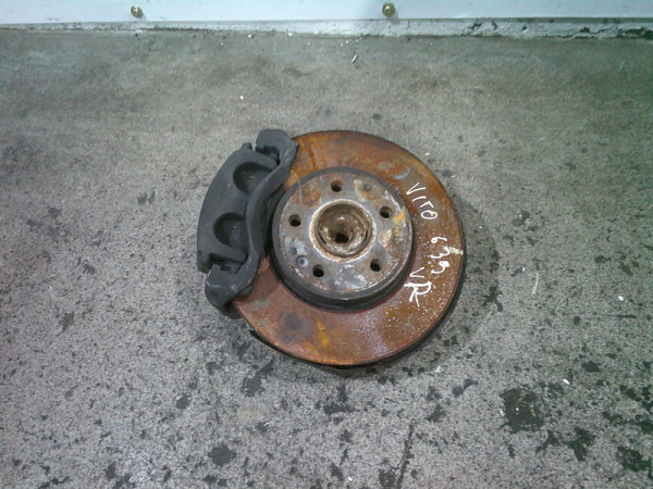 Mercedes W639 Vito Viano Radnabe vorne rechts Radlager Beifahrer