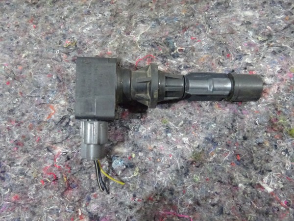 Mazda MX5 Mazda 6 5 3 1,8L Zündspule Spule Kopf 099700-1062