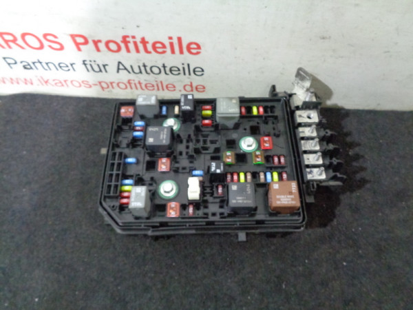 Opel Astra K Sicherungskasten Steuergerät 812461952