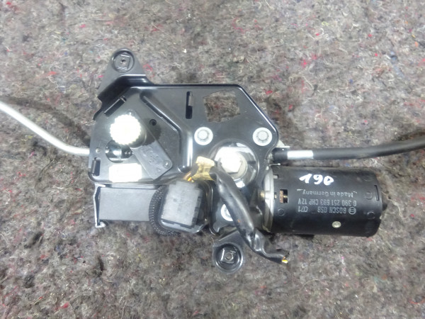 Mercedes 190 Heckwischermotor hinten Wischermotor 0390251693