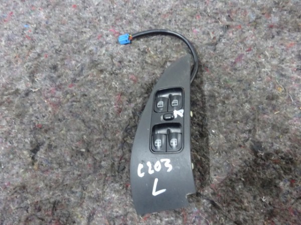 Mercedes Benz C-Klasse W203 Fensterheberschalter Schalter vorne links 