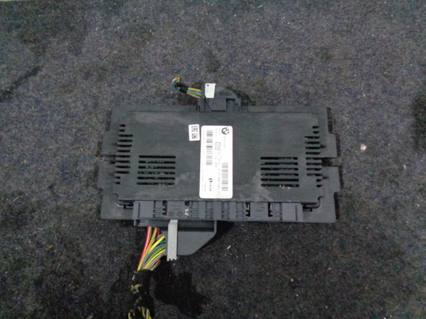 Bmw 3er E90 E91 Fußraummodul Modul Lichtkontrollgerät 6135682706401