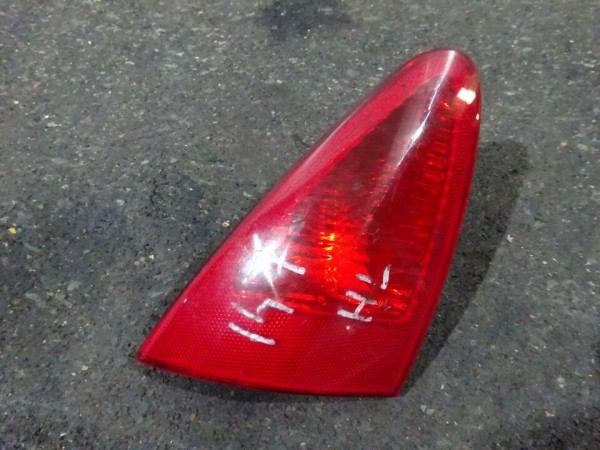 Alfa Romeo 147 Facelift Rückleuchte links innen 46556346