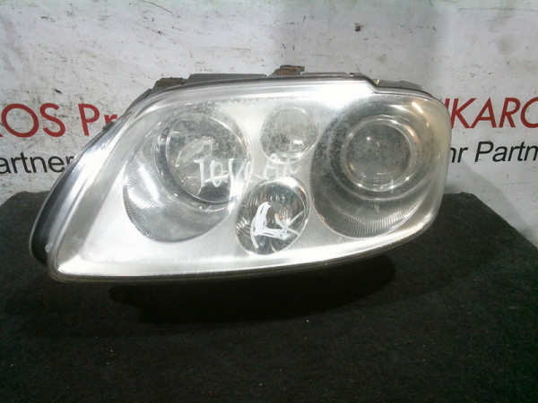 VW Touran Scheinwerfer Xenonschweifer links vorne 0301205271 Xenon