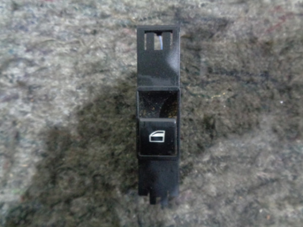 BMW 3er E46 Fensterheberschalter Schalter Beifahrerseite vorne rechts 6902176