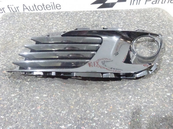 Toyota Auris Nebelleuchte Abdeckung Blende vorne links 8148102580