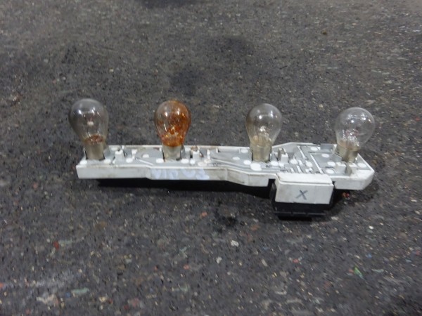 Skoda Fabia l 1 6Y Lampenträger Träger Leuchte rechts 6Y9945258