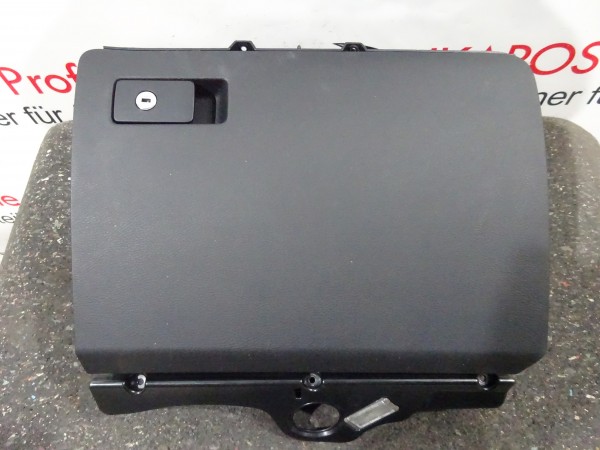 VW Passat 3C Handschuhfach Fach Staufach Ablagefach